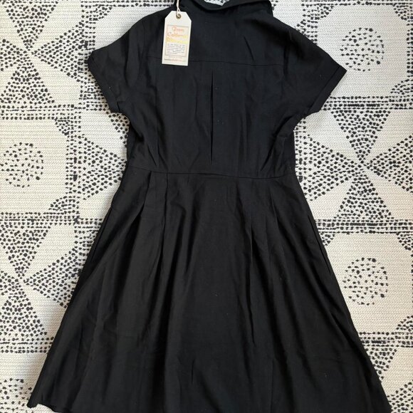 Tuesday of California Diner Dress - Picture 2 of 7